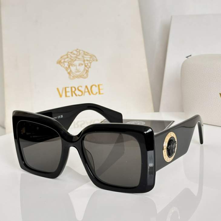 Picture of Versace Sunglasses _SKUfw79399135fw